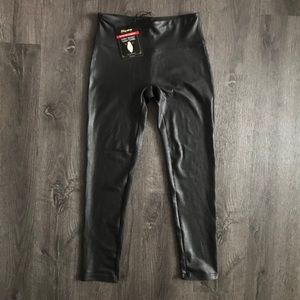 (NWT) Shinestar Black faux leather leggings